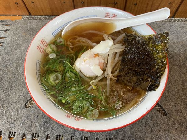 「ラーメン600円＋たこ焼き450円」@かどかどの写真