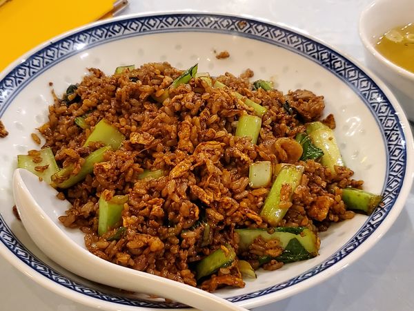 「黒酢炒飯」@中国ラーメン 揚州商人 横浜スタジアム前店の写真