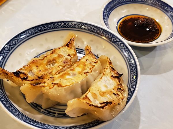 「半餃子」@中国ラーメン 揚州商人 横浜スタジアム前店の写真