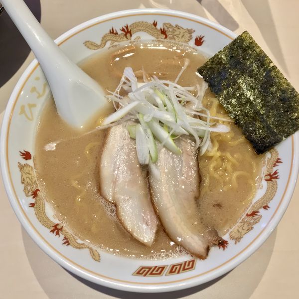 「旭川醤油らぁ麺」@北海道らーめん ひむろ 大宮店の写真