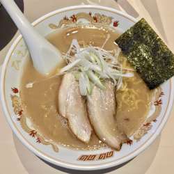 旭川醤油らぁ麺