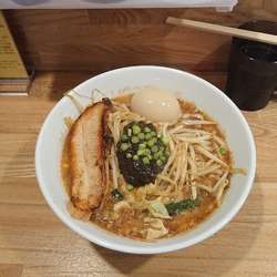 ブラック拉麺