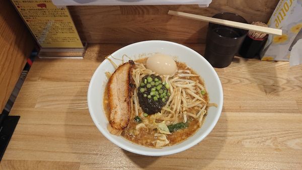 「ブラック拉麺」@まっちゃんラーメン 一筋 葛飾立石本店の写真