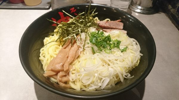 「【昼】油そば+白ねぎ」@東京油組総本店 渋谷組の写真