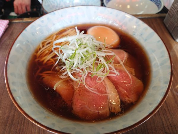 「鴨中華そば800円＋味玉110円」@寿製麺よしかわ 保谷店の写真