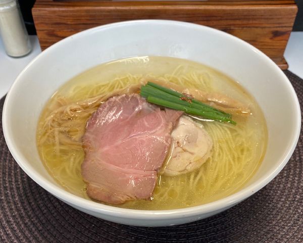 「塩らぁ麺860円」@麺や金時の写真