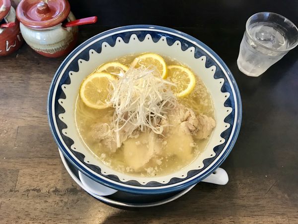 「鶏レモンらーめん」@La・麺喰亭の写真