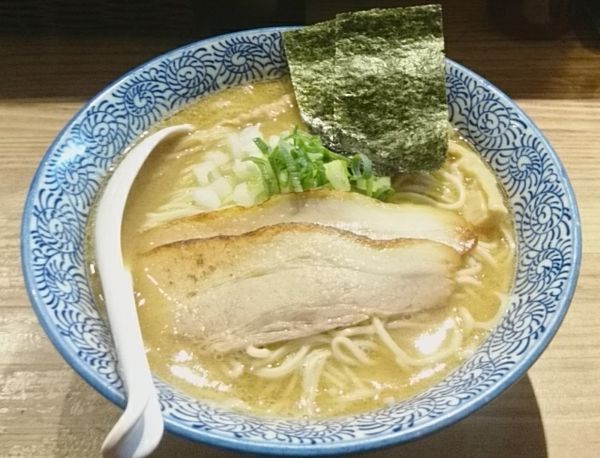 「濃厚煮干し中華そば」@煮干し中華そば 麺屋 銀星 高円寺の写真