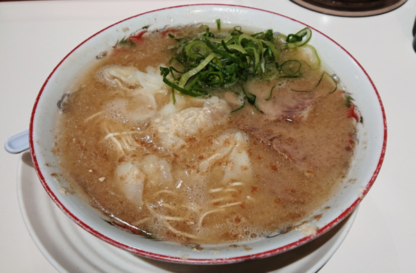 「ワンタンメン」@八ちゃんラーメン ラーメン博物館店の写真