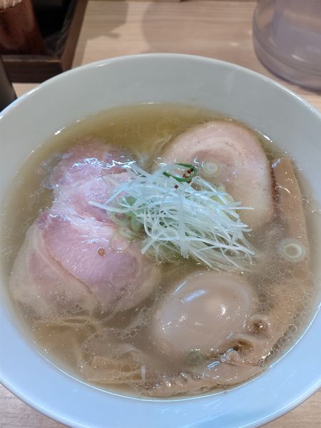 「味玉塩らぁめん」@中村麺三郎商店の写真