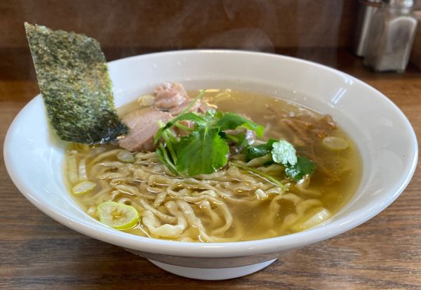 「塩らぁめん780円」@らぁめん山と樹の写真