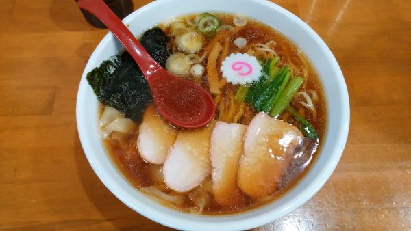 「ワンタン麺¥880+生姜醤油¥20-」@とら食堂 松戸分店の写真