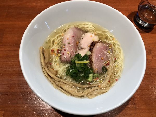 「ちょっと早い年越しそば塩」@中華そば 輝羅の写真