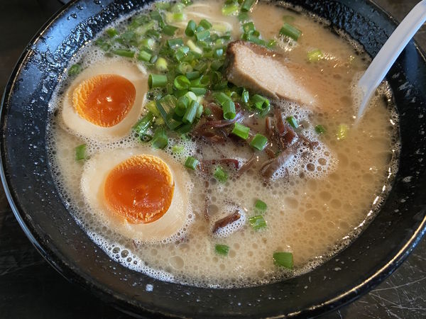 「クラッシック濃豚＋半熟味玉：800円」@濃厚豚骨 NOTO﻿И ノートンの写真