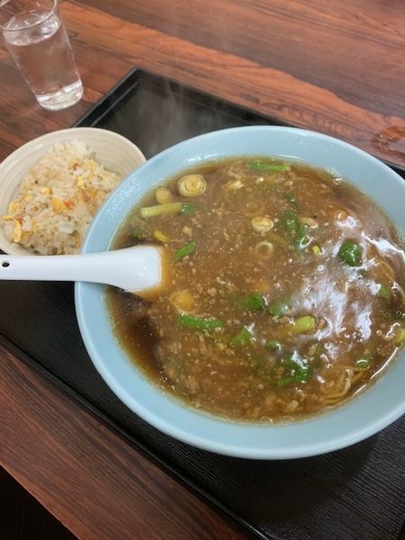 「スタミナ・半チャーハン 600円」@いこい食堂の写真