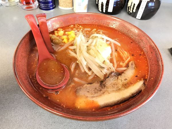 「辛味噌ラーメン」@味噌らーめん比田井の写真