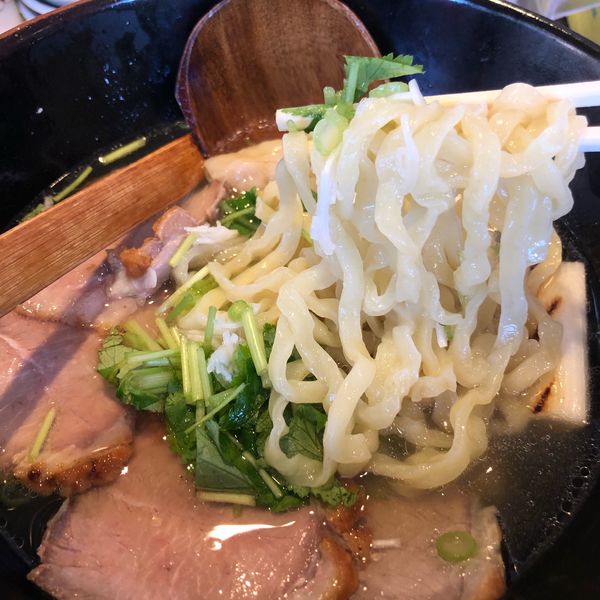 「極太麺の鴨塩らー麺」@厚木本丸亭の写真