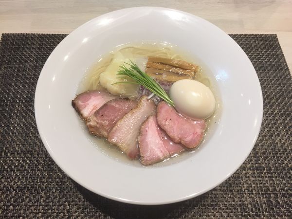 「特製 中華蕎麦〈塩〉」@宍道湖しじみ中華蕎麦 琥珀 東京本店の写真