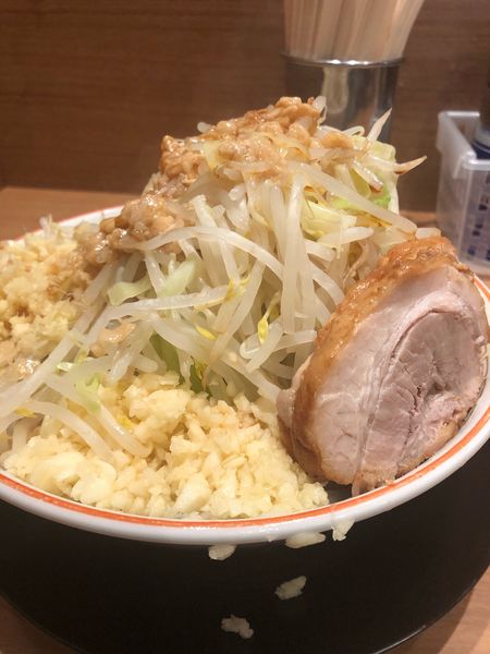 「小ラーメン　全マシマシ」@豚山 上野店の写真