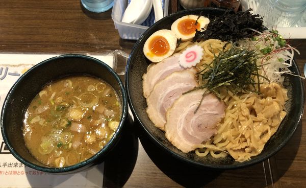 「全部乗せつけ麺(定番)大盛」@中華そば 麦家の写真