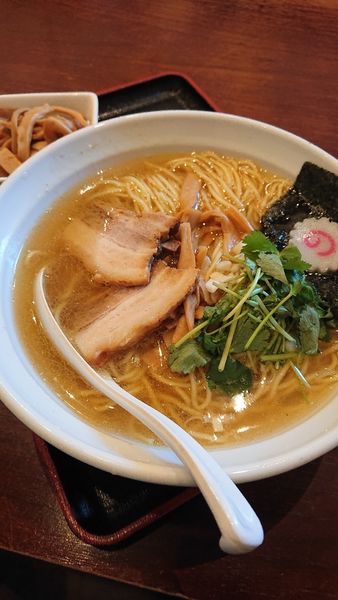 「白片口煮干 塩 煮干中華そば 大(240g) 800円」@麺屋 甍の写真
