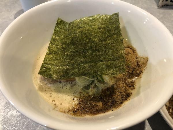 「節白湯　￥７５０」@濃厚白湯らーめん3の写真