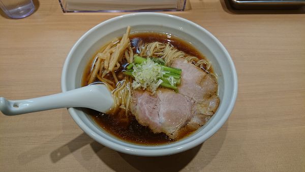「中華そば800」@麺 かつら木の写真