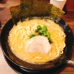 横浜家系ラーメン こめよし家の画像