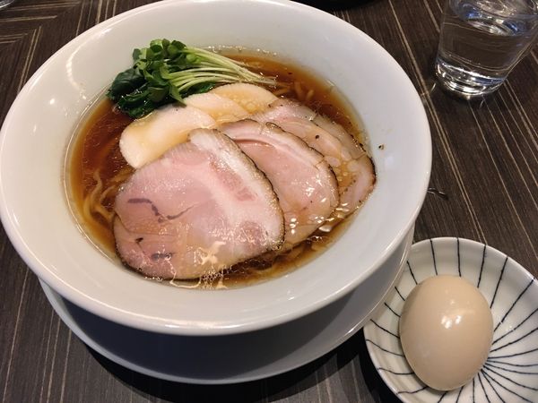 「特製　中華蕎麦　淡口醤油　１４００円」@中華蕎麦 三藤の写真