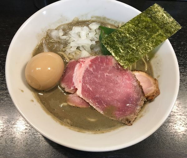「特濃煮干しそば 和え玉（醤油）」@陽はまたのぼるの写真