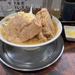 小豚　野菜少なめキクラゲ　ニンニク別皿