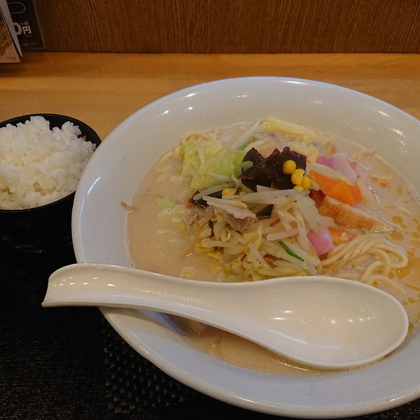 「ちゃんぽん麺2倍649円、Cセット286円」@リンガーハット 鎌倉大船店の写真