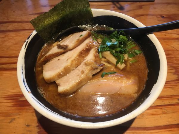 「コク醤そば　大盛」@麺場 浜虎 横浜店の写真