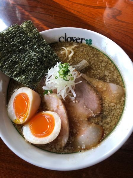 「特製ニボラーメン1050円」@らあめんCloverの写真