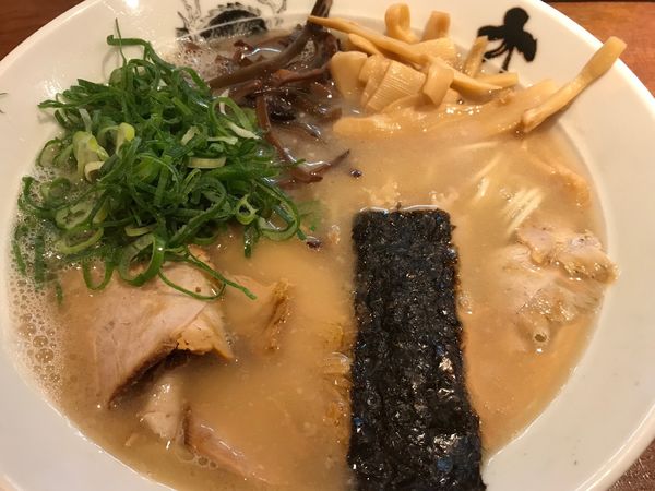 「並 600円 硬め」@大龍ラーメン ベルモール東町店の写真