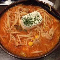 レアチーズキムチ納豆ラーメン小