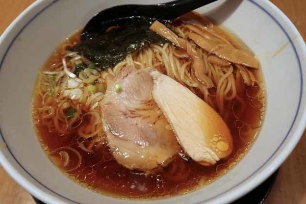 「純鶏らーめん醤油　620円」@麺処直久 新橋店の写真