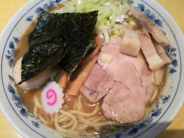 「中華そば:750円(大盛:100円)」@くり山の写真