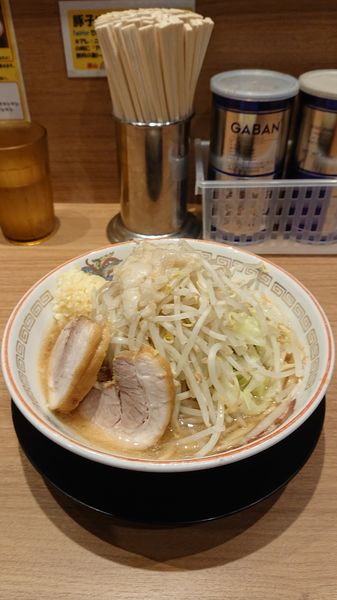 「小ラーメン  ニンニク  アブラ」@豚山 上野店の写真