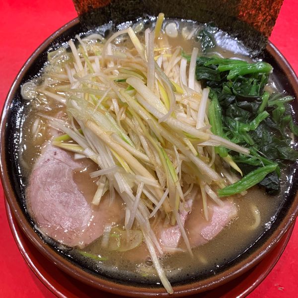 「ネギチャーシューメン1100円＋小ライス100円。」@横浜家系らーめん 山崎家の写真