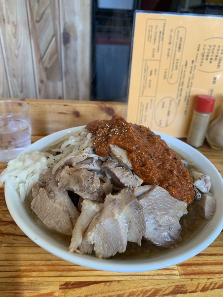 「ぶた入りオロチョン　中盛　ヤサイヤクミ」@にかいやの写真