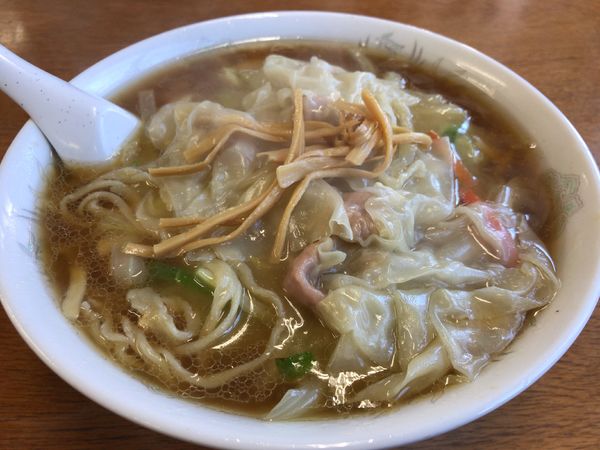 「野菜ワンタンメン大盛り」@精養軒の写真