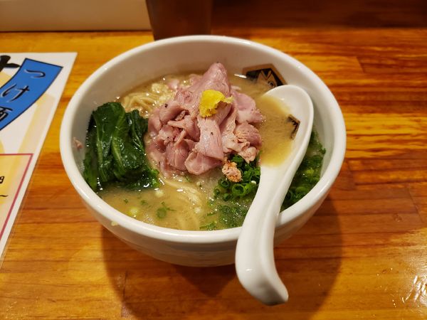 「濃厚真鯛らーめん」@真鯛らーめん 麺魚の写真