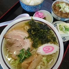 一本杉食堂の画像