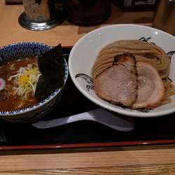 濃厚つけ麺（大）