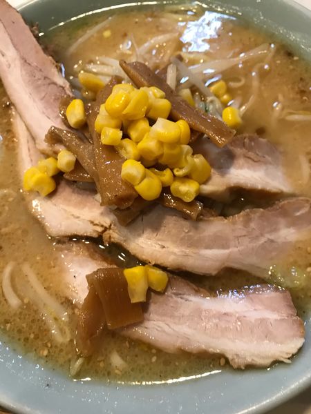 「味噌ラーメン650円+チャーシュー400円」@サッポロラーメン羆の写真