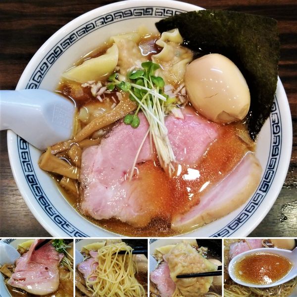 「ワンタンメン　950円」@稲荷屋の写真