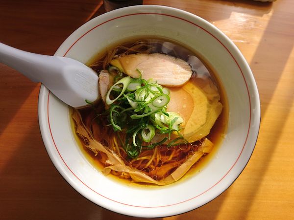 「しょうゆらあめん（黒さつま鶏×水）」@地鶏中華そば 祥秀の写真