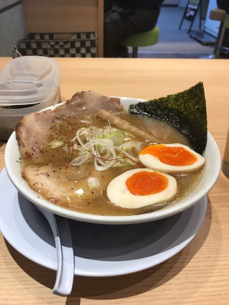 「特製らーめん」@らーめん やまふじ 新大阪本店の写真