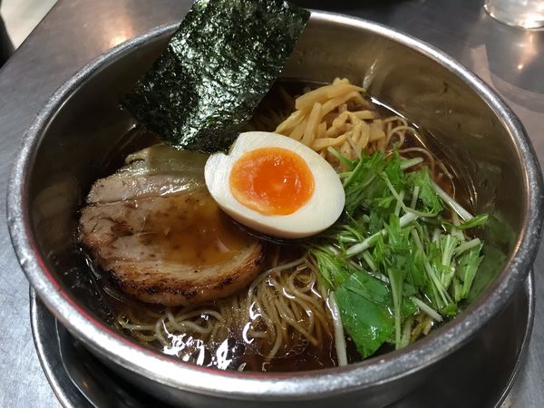 「らーめん（醤油淡麗）¥994」@ZUND-BARの写真